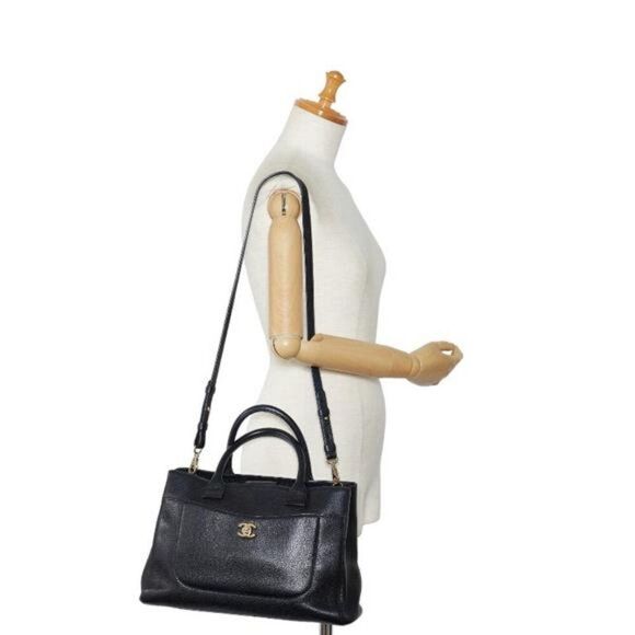 Chanel Coco Mark Neo Executive Tote - Picture 10 of 10